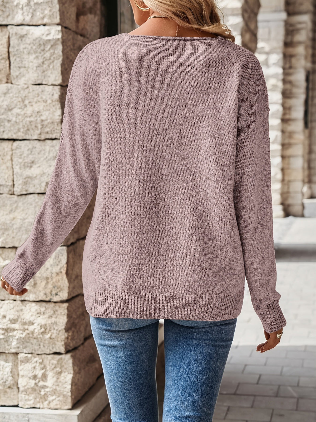 Pull col V ajouré pour femmes