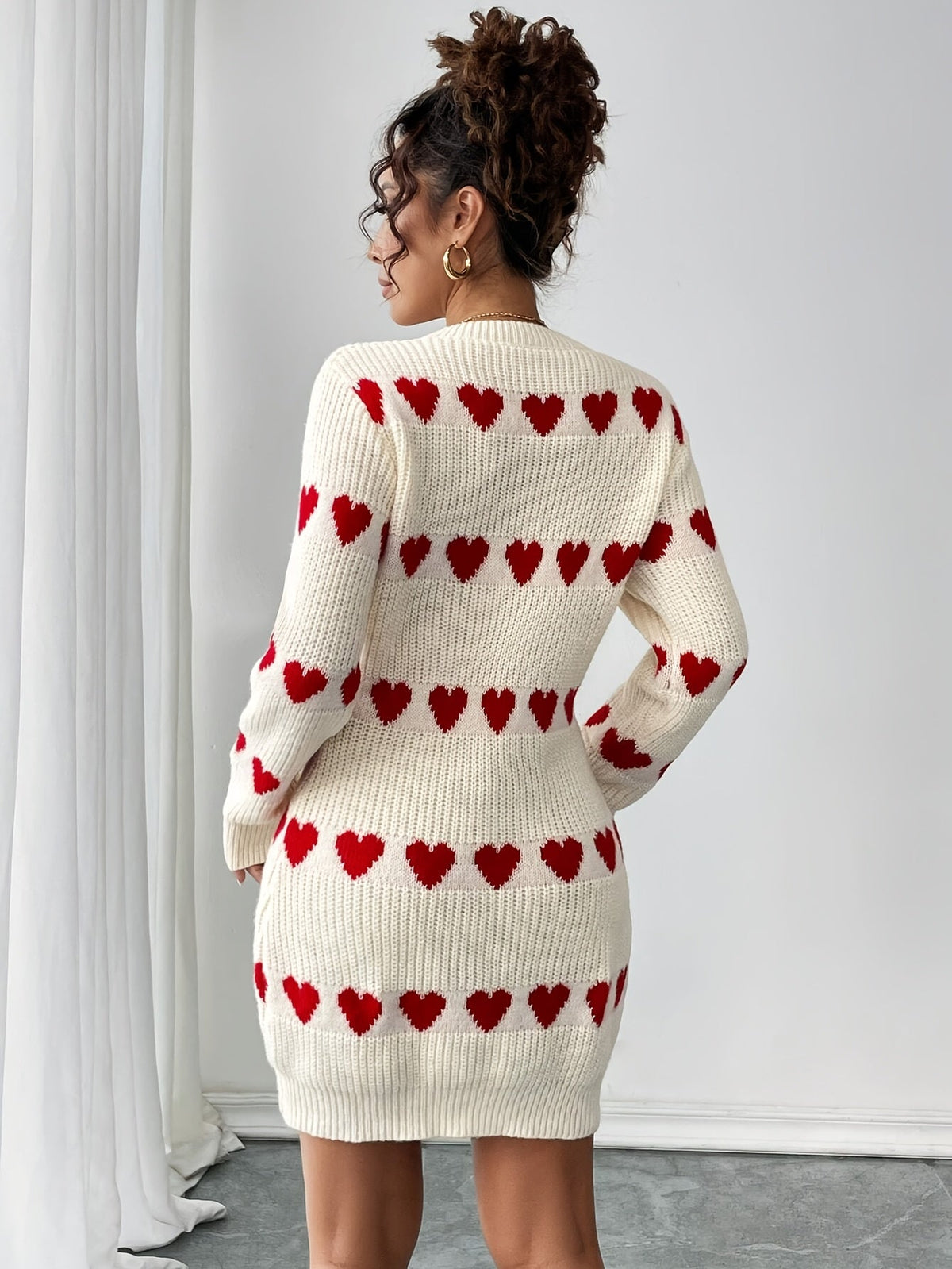 Robe pull à motif cœurs pour femmes