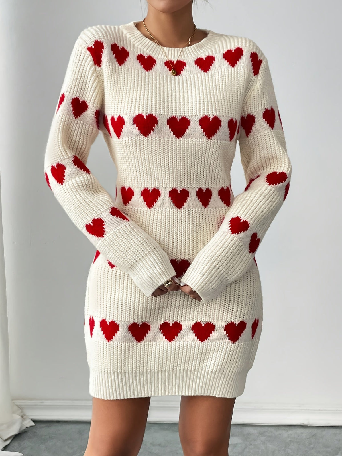 Robe pull à motif cœurs pour femmes