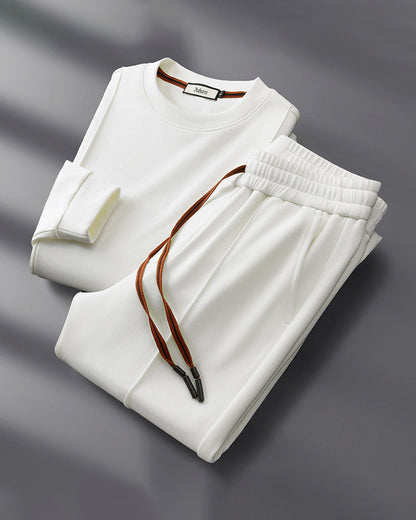 Ensemble Deux Pièces avec Haut Col Rond et Pantalon pour Homme | Idéal pour les Moments de Détente