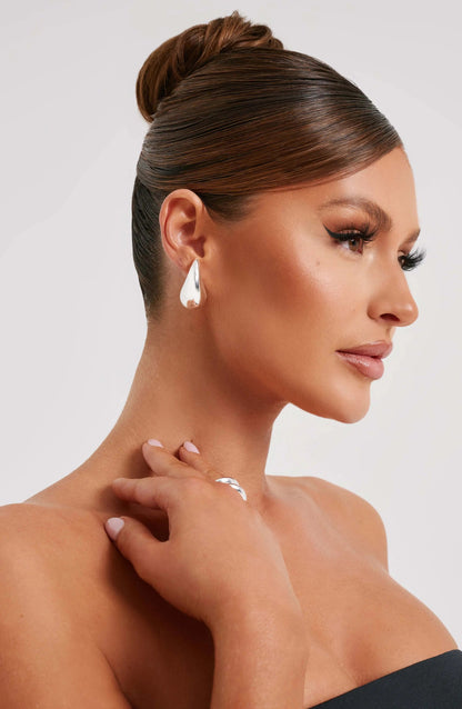 Boucles d’Oreilles avec Design Minimaliste pour Femmes | Idéales pour le Quotidien et les Occasions Spéciales