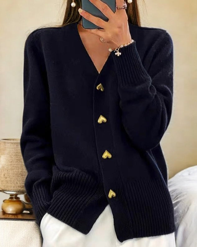 Cardigan à col en V avec boutons en forme de cœur pour femmes | Idéal pour l’automne