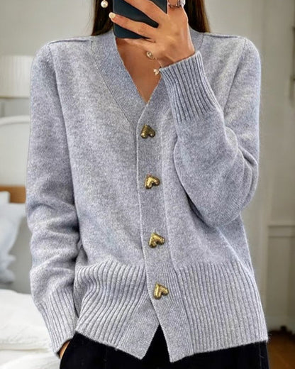 Cardigan à col en V avec boutons en forme de cœur pour femmes | Idéal pour l’automne