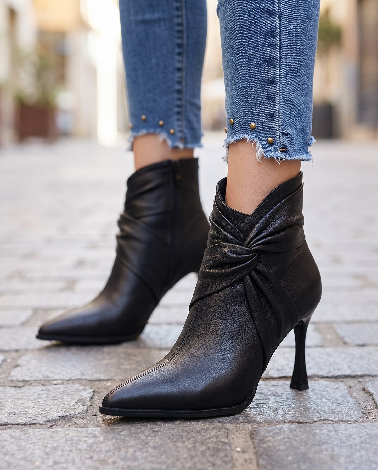 Bottines À Bout Pointu Avec Talon Aiguille Et Détail Nœud Torsadé Pour Femme | Idéal Pour L'automne Et Les Occasions Habillées