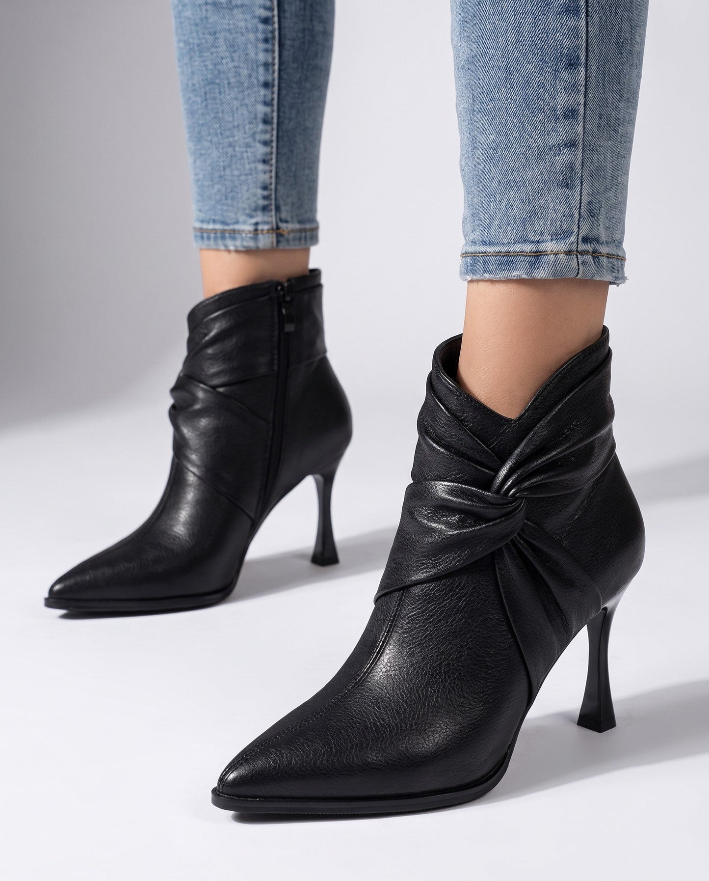 Bottines À Bout Pointu Avec Talon Aiguille Et Détail Nœud Torsadé Pour Femme | Idéal Pour L'automne Et Les Occasions Habillées