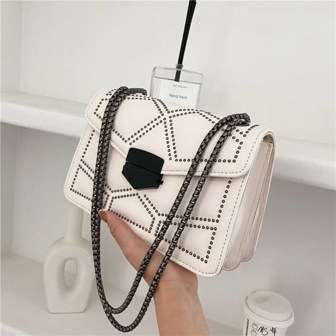 Sac Crossbody Rectangulaire avec Chaîne pour Femmes | Idéal pour le Quotidien