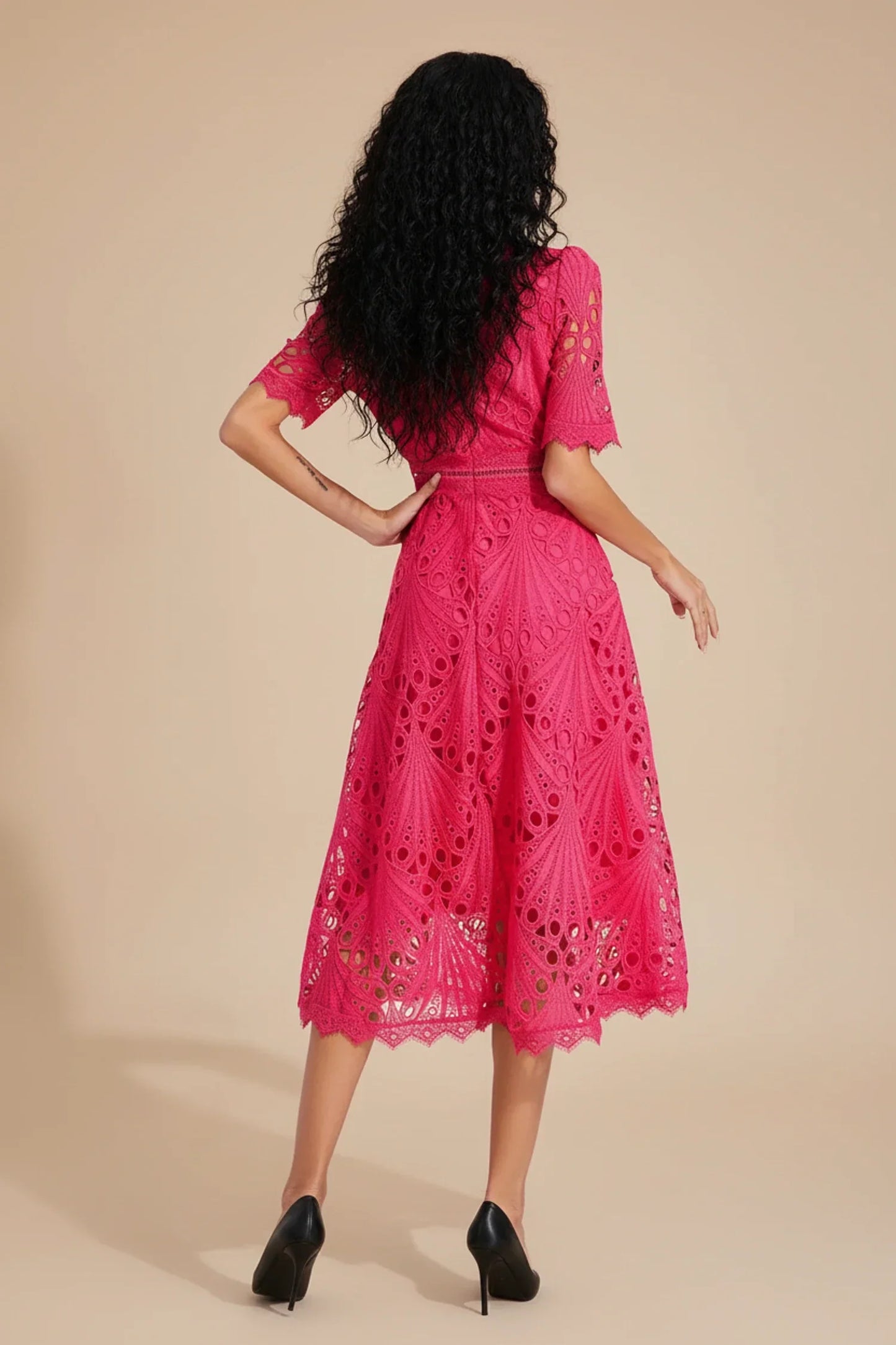 Robe Fit and Flare Mi-Longue pour Femme avec Coupe Cintrée pour Invitée de Mariage | Idéale pour Cérémonies et Événements Formels