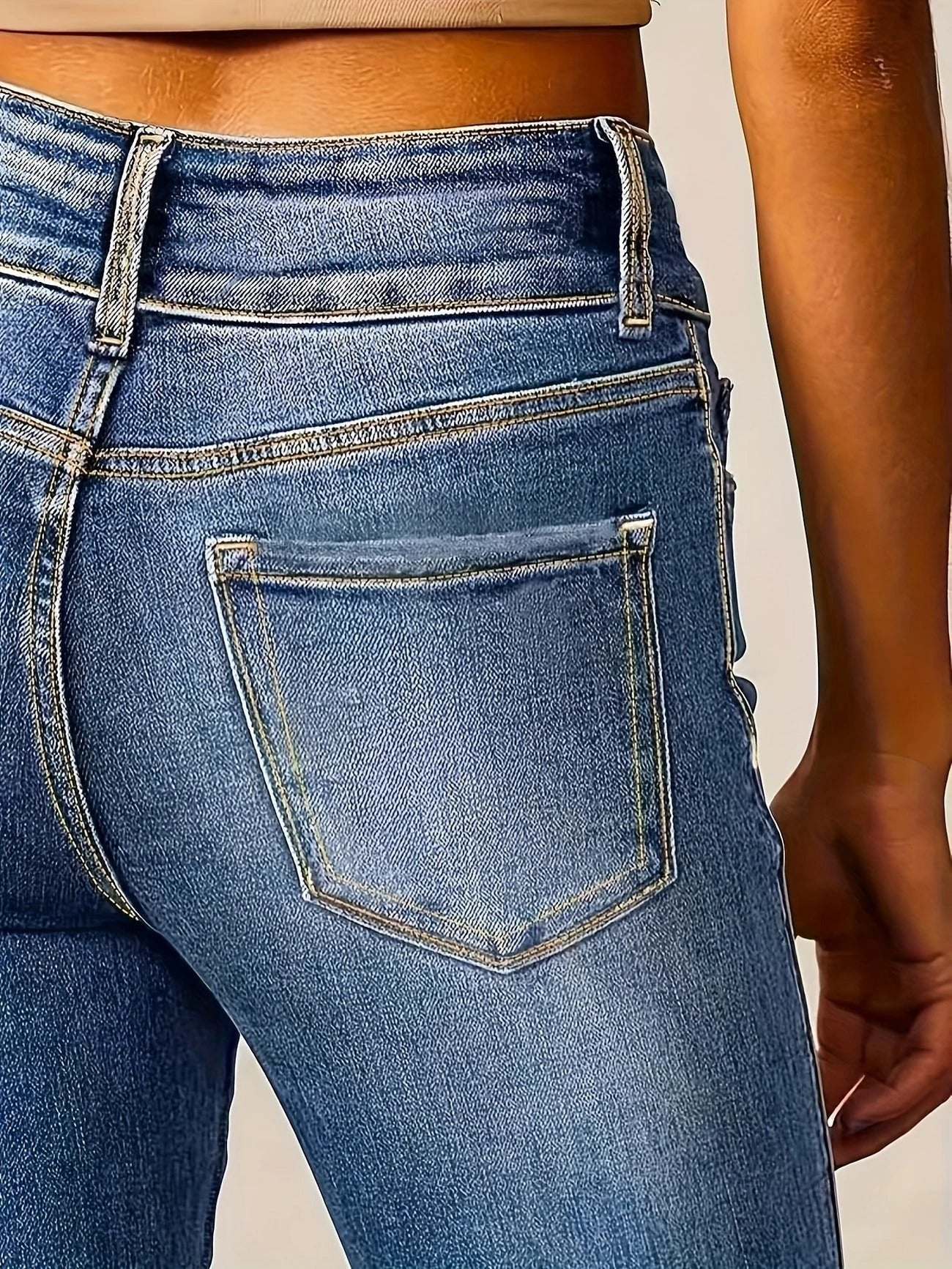 Jean taille haute coupe évasée pour femme | Idéal pour l'automne