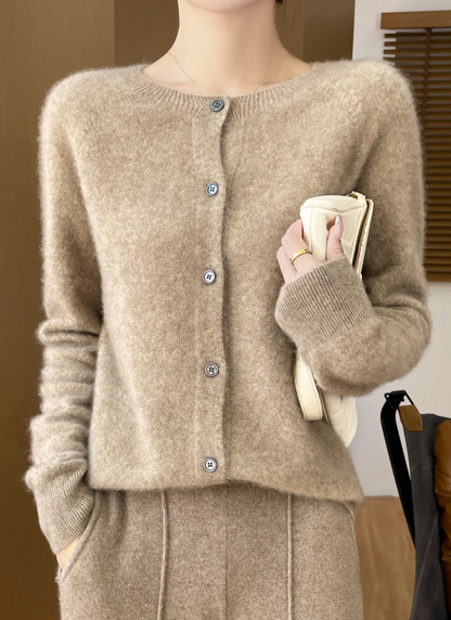 Cardigan à col rond avec fermeture boutonnée pour femme | Idéal pour l'automne